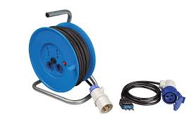 Kit POLY POOL PP2701: Enrollacables y Extensión 16A para Caravanas y Camping