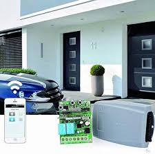 Receptor WiFi y Radio para Control de Garaje y Luces